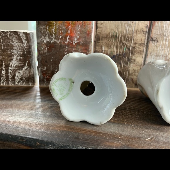 Antique Leuchtenburg Germany Salt & Pepper shakers - Picture 6 of 6
